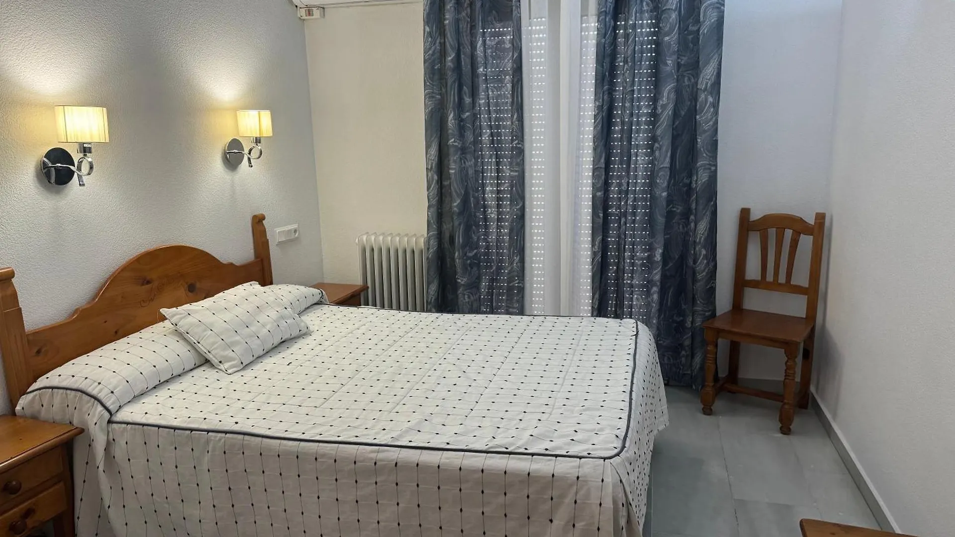 Hotel Mirasol Orgiva 2*,
