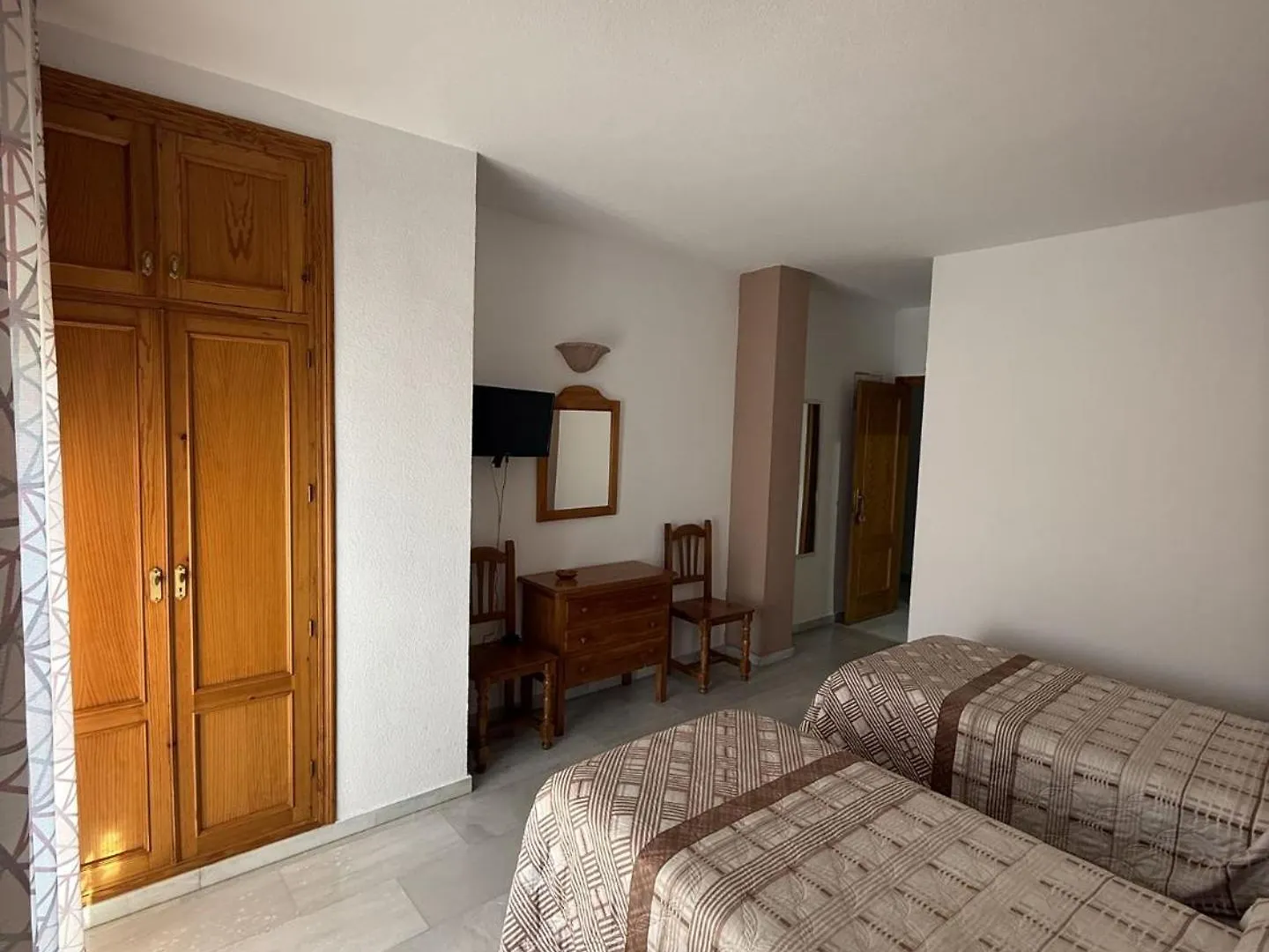 **  Hotel Mirasol Orgiva Spain