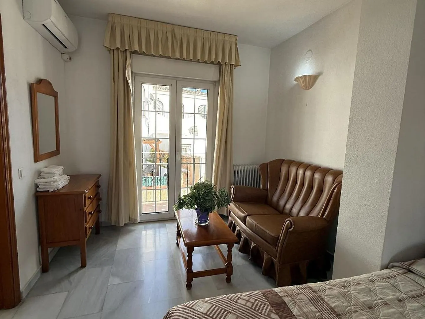 **  Hotel Mirasol Orgiva Spain